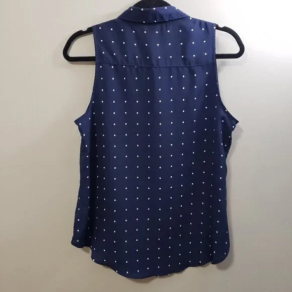 Old Navy * Sleeveless Blouse * Navy Dot Sz M - Picture 3 of 9